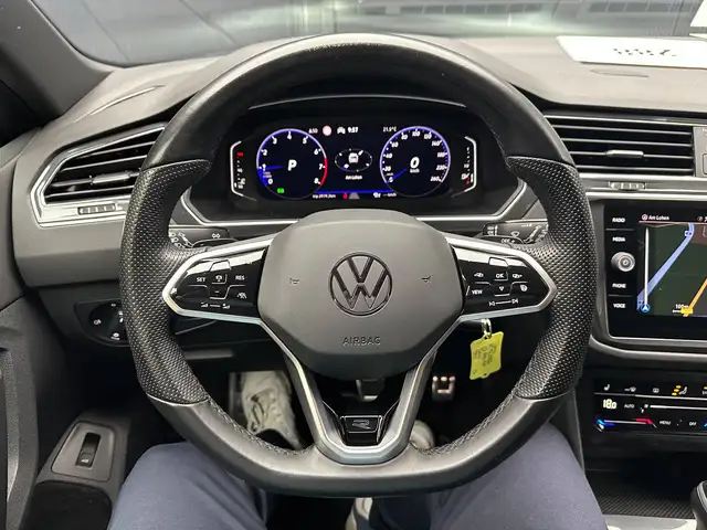Volkswagen Tiguan view 16