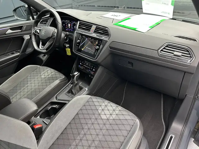 Volkswagen Tiguan view 11