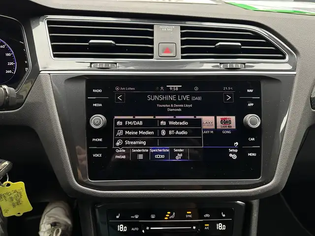 Volkswagen Tiguan view 24