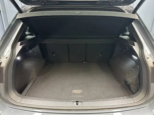 Volkswagen Tiguan view 28