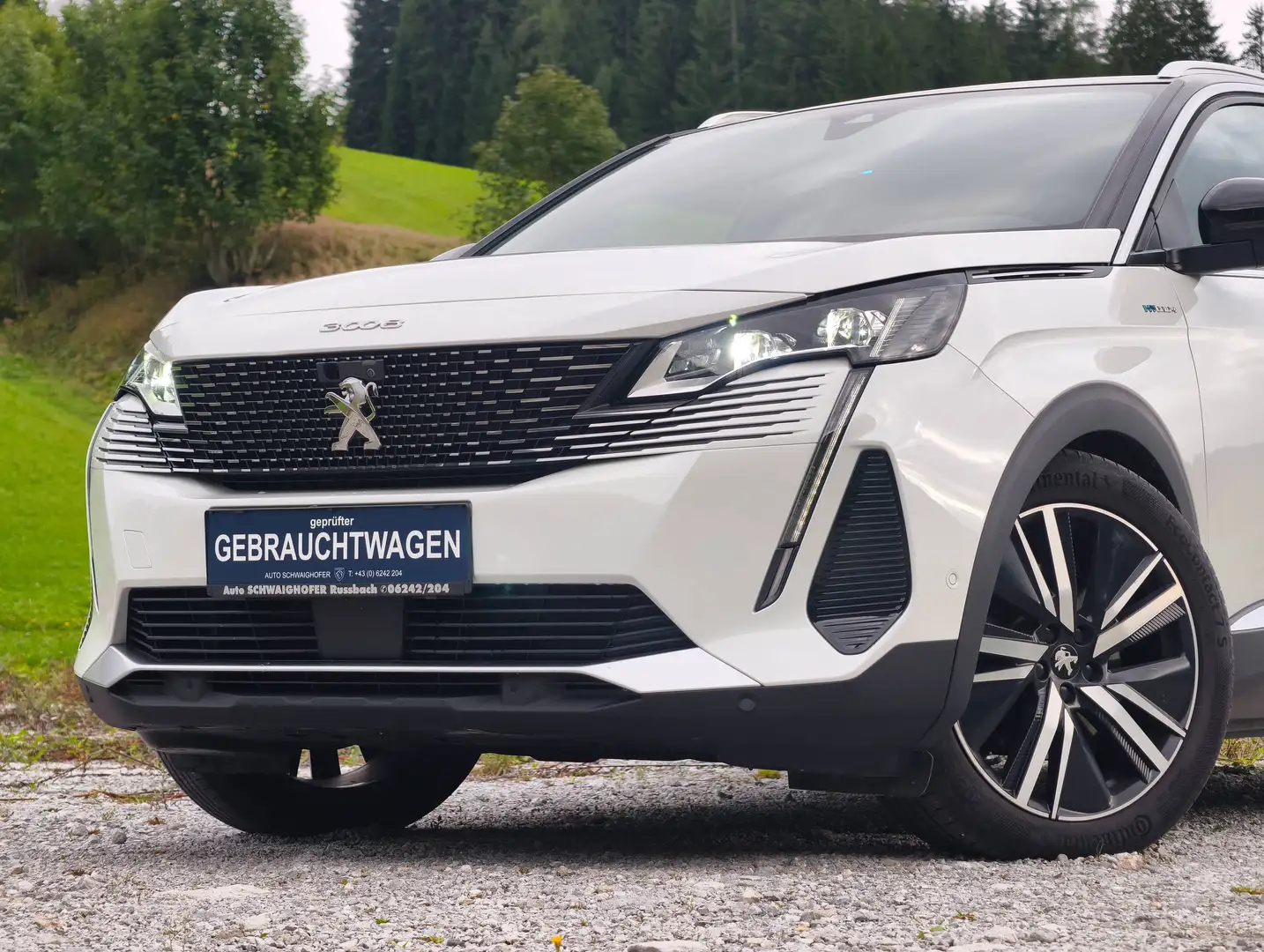 Peugeot 3008 Hybrid4 300 GT Plug in Hybrid Weiß - 2