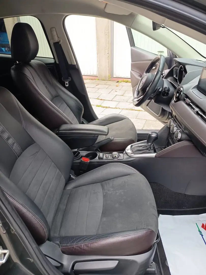 Mazda 2 2 1.5 Skyactiv-G GT-M Full Options Grijs - 1