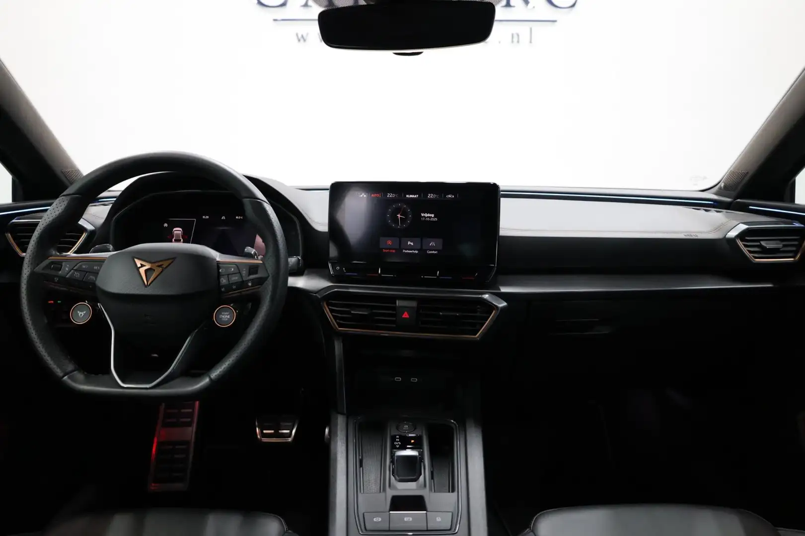 CUPRA Leon CUPRA 2.0 TSI VZ 300+PK VIRTUAL/SFEER/PANO/LEER+S. Gris - 2