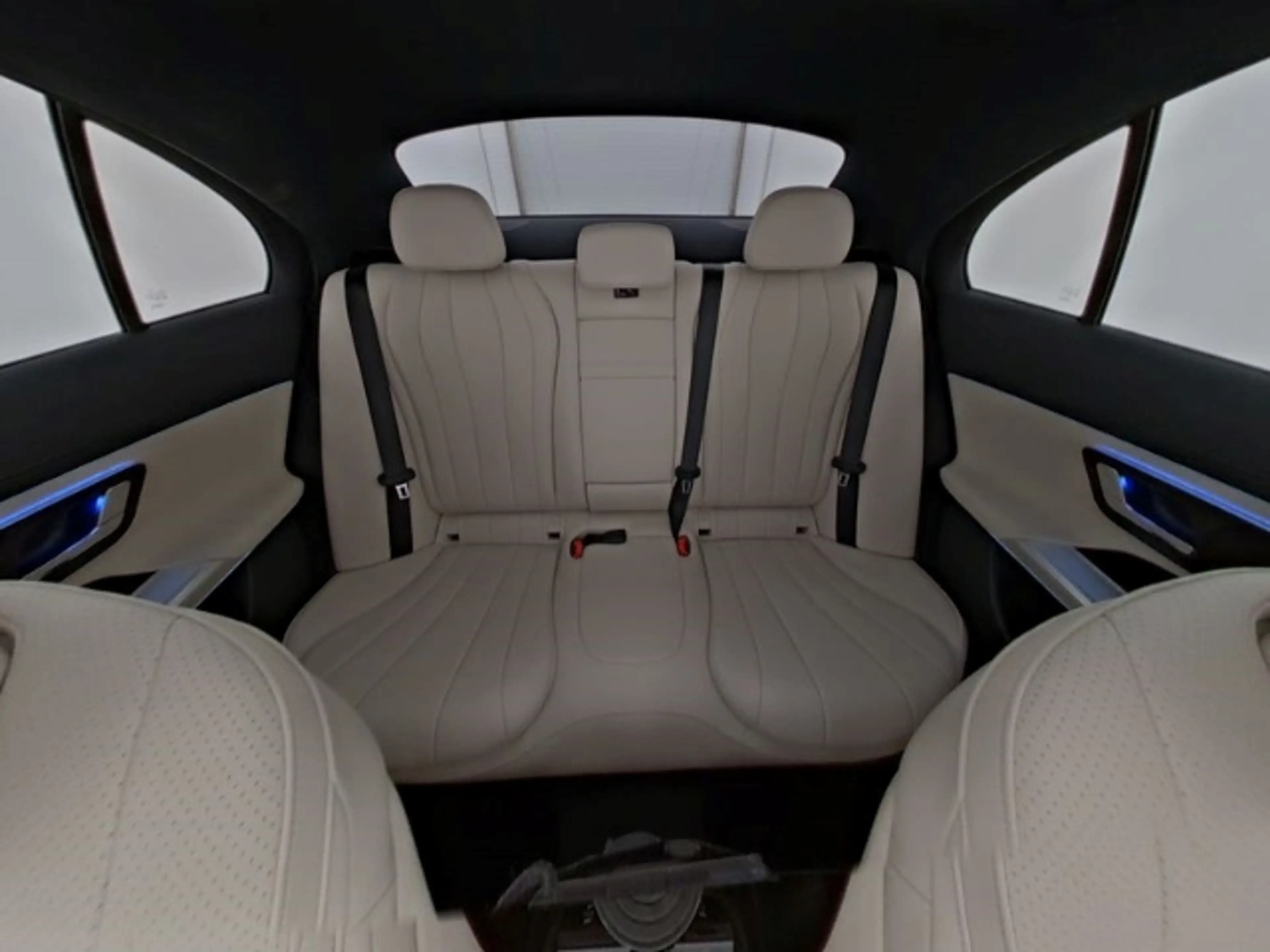 Mercedes-Benz E 450 d 4Matic AMG Line Premium+ Night Energizing+ — photo 8