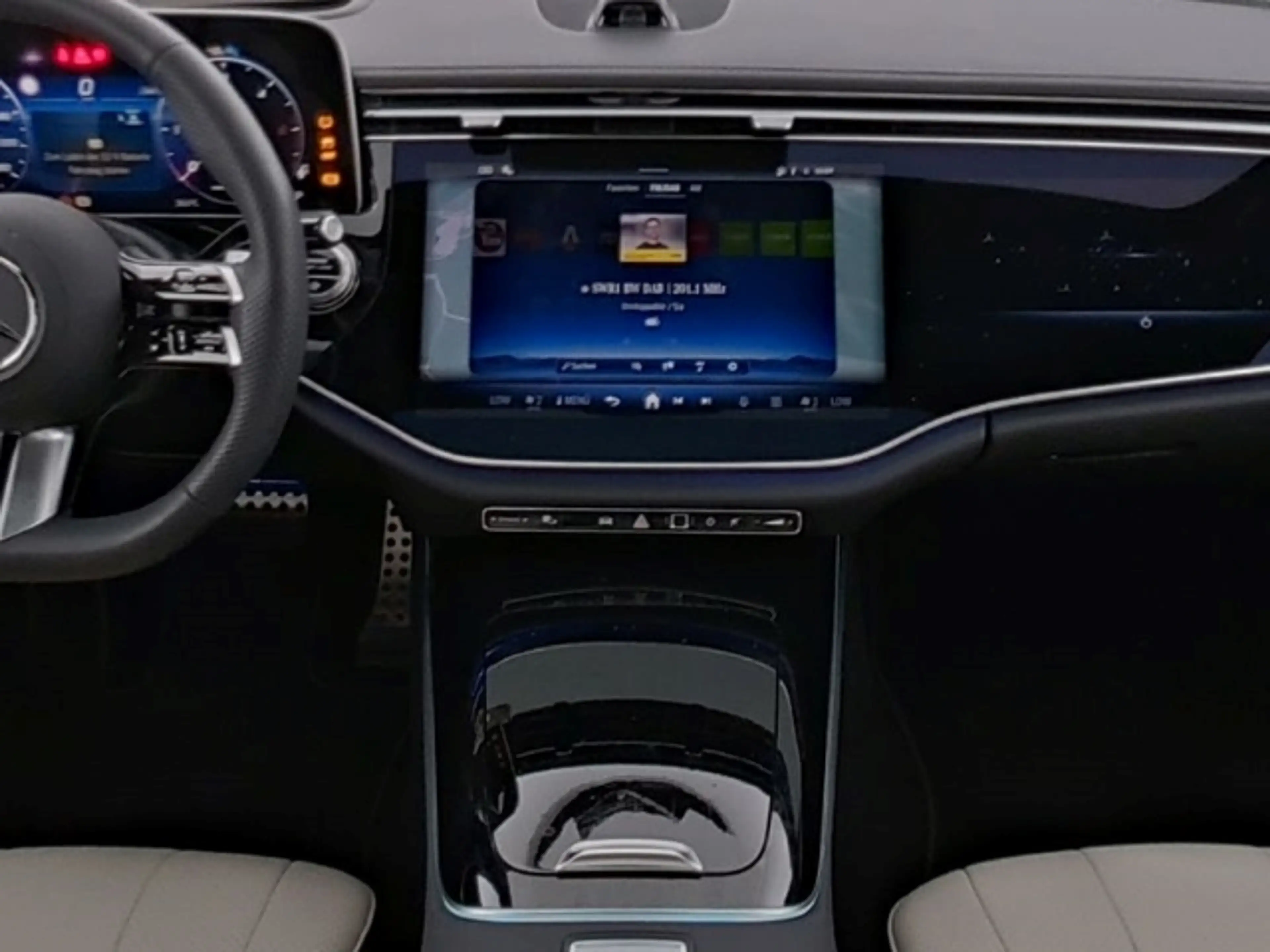 Mercedes-Benz E 450 d 4Matic AMG Line Premium+ Night Energizing+ — photo 5