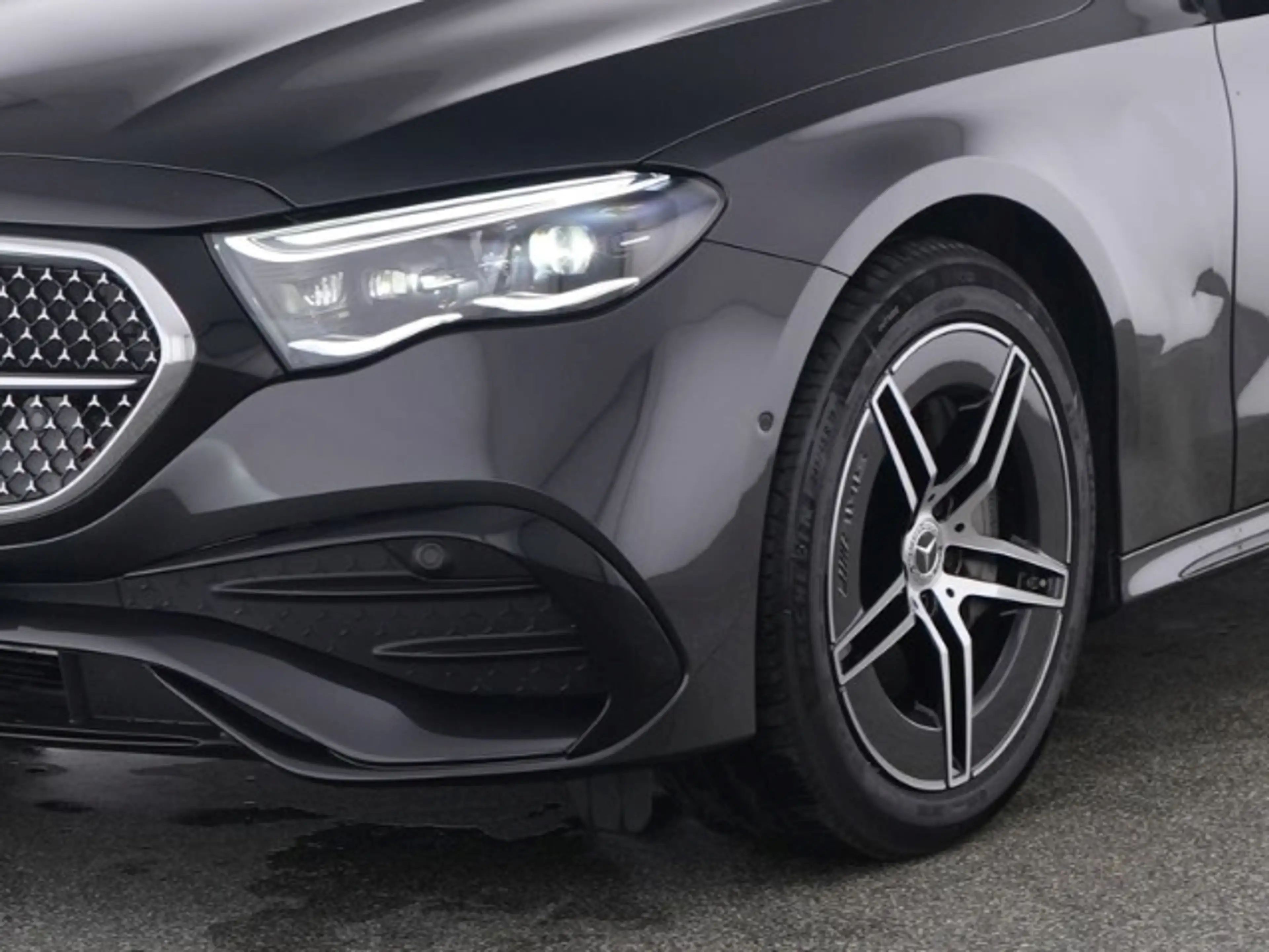 Mercedes-Benz E 450 d 4Matic AMG Line Premium+ Night Energizing+ — photo 4