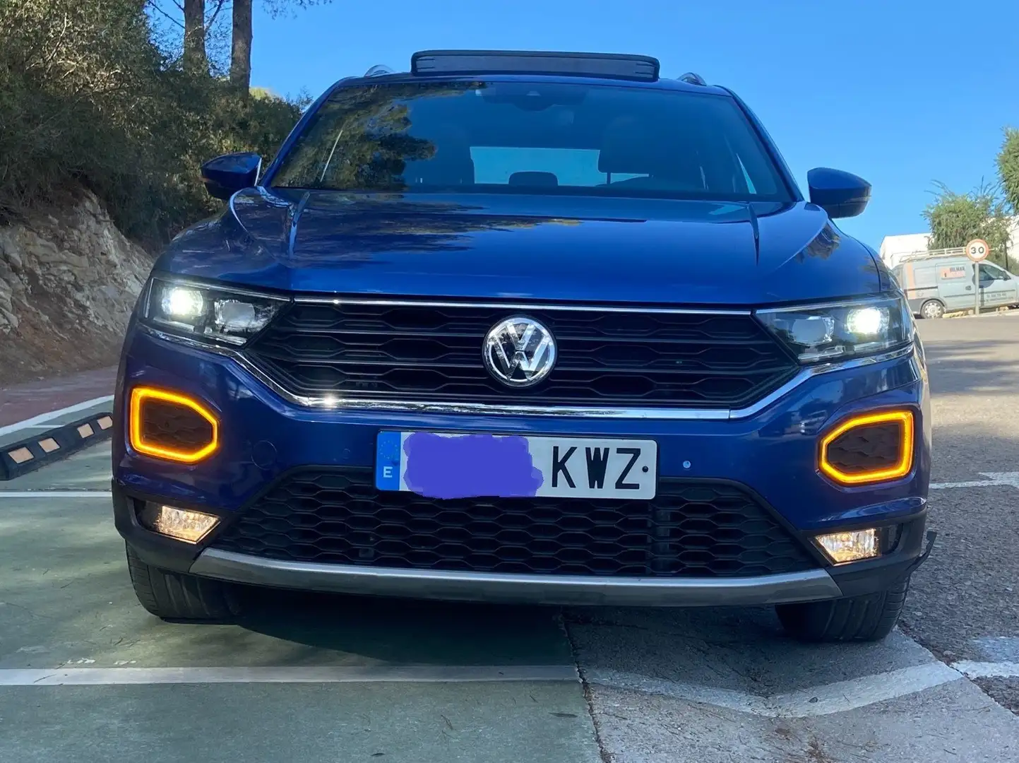 Volkswagen T-Roc 1.5+TSI+Sport+DSG7 Azul - 1