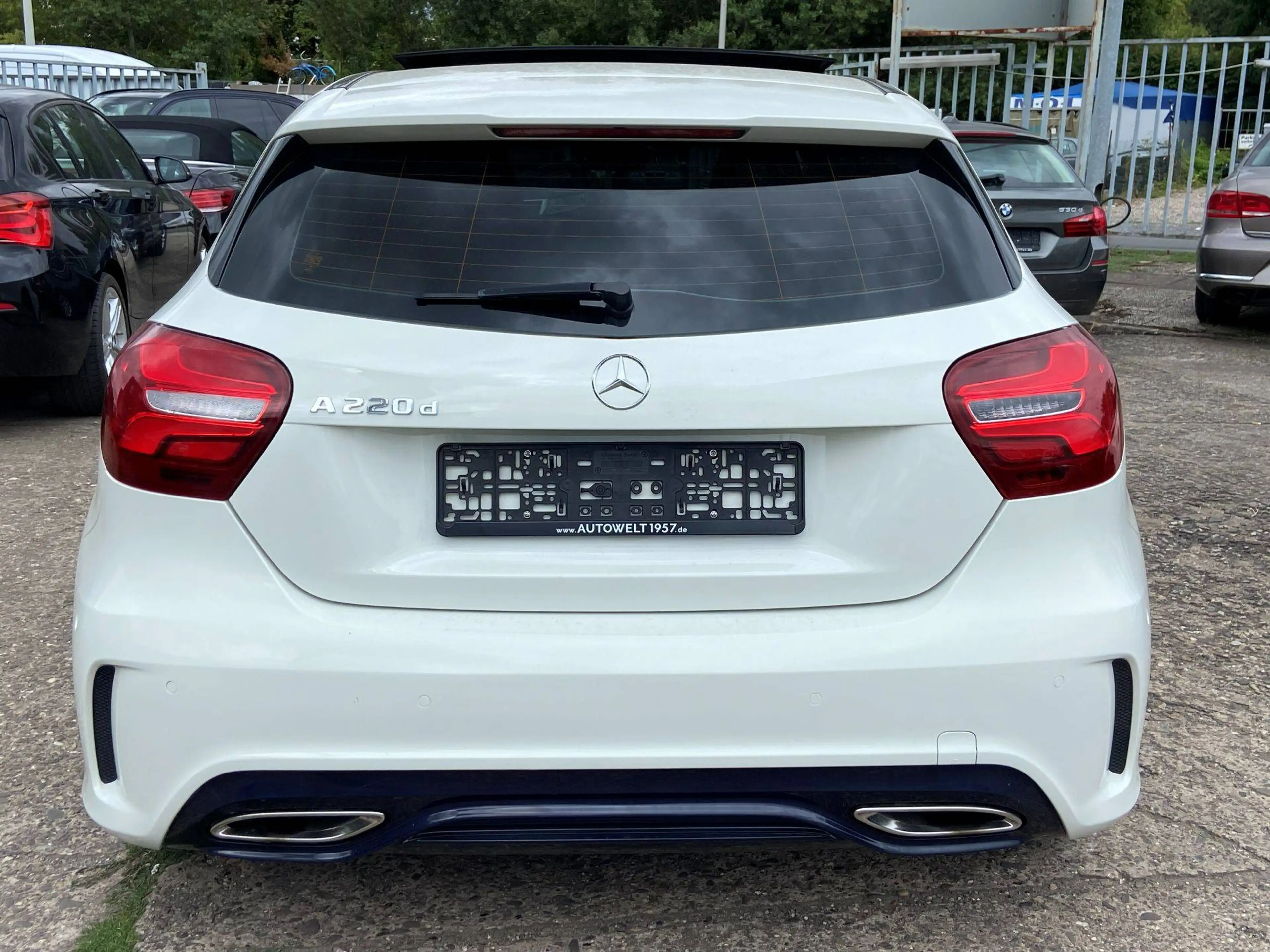 Mercedes-Benz A 220 A 220 CDI / d BlueEfficiency AMG-Line Kamera / Panorama /Aut./Schaltwippen/Sportsitze — photo 5