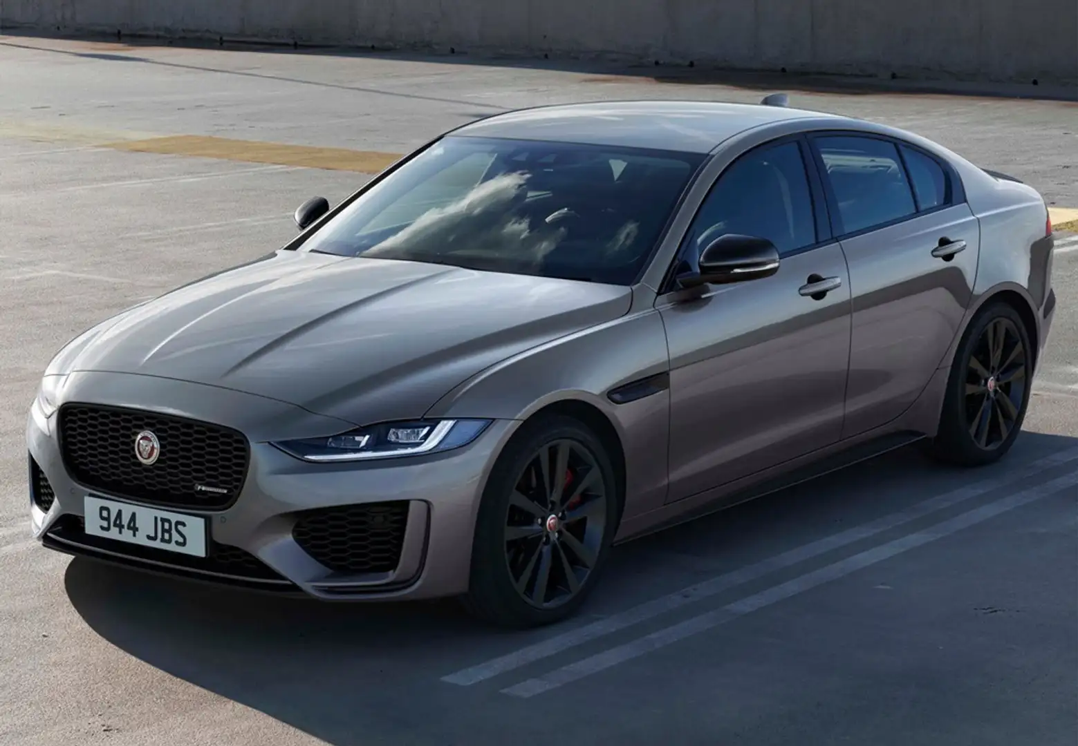 Jaguar XE 2.0 Diesel Prestige AWD Aut. 180 Negro - 2