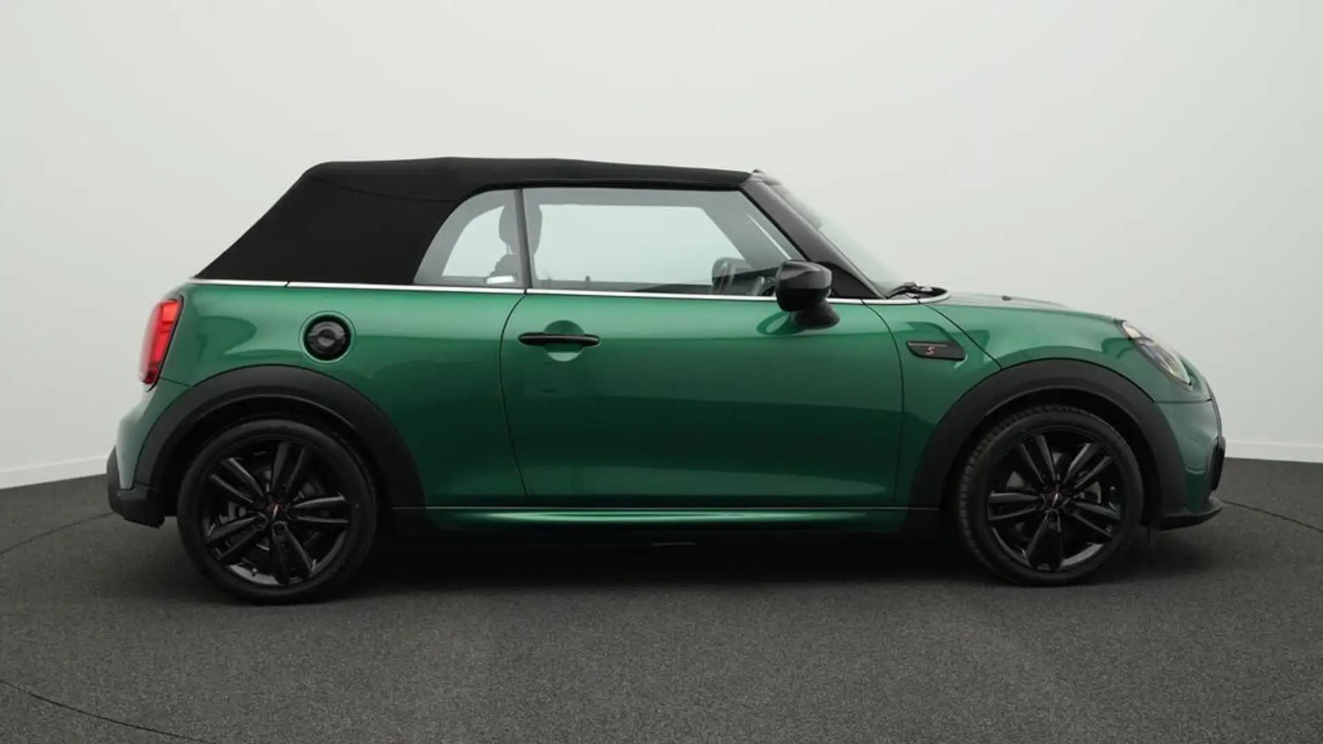 MINI Cooper Cabrio John Cooper Works Trim Grün - 2