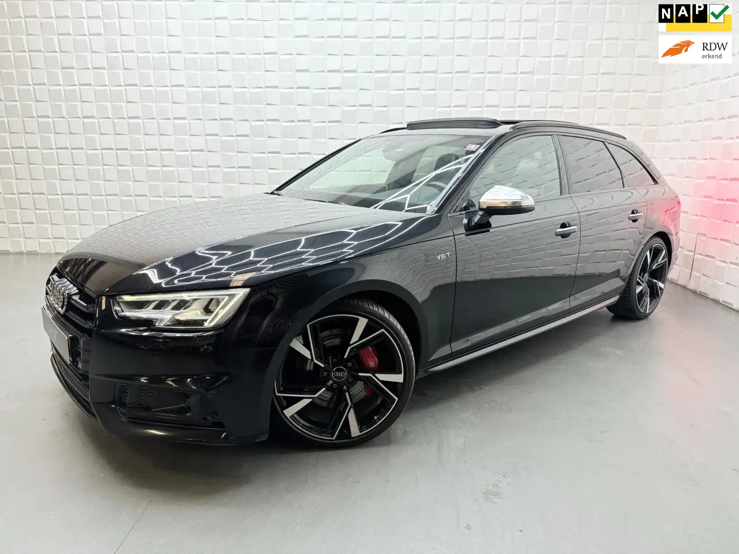 Audi S4 Avant 3.0 TFSI S4 quattro RS STOELEN PANO ACC CAME Fekete - 1