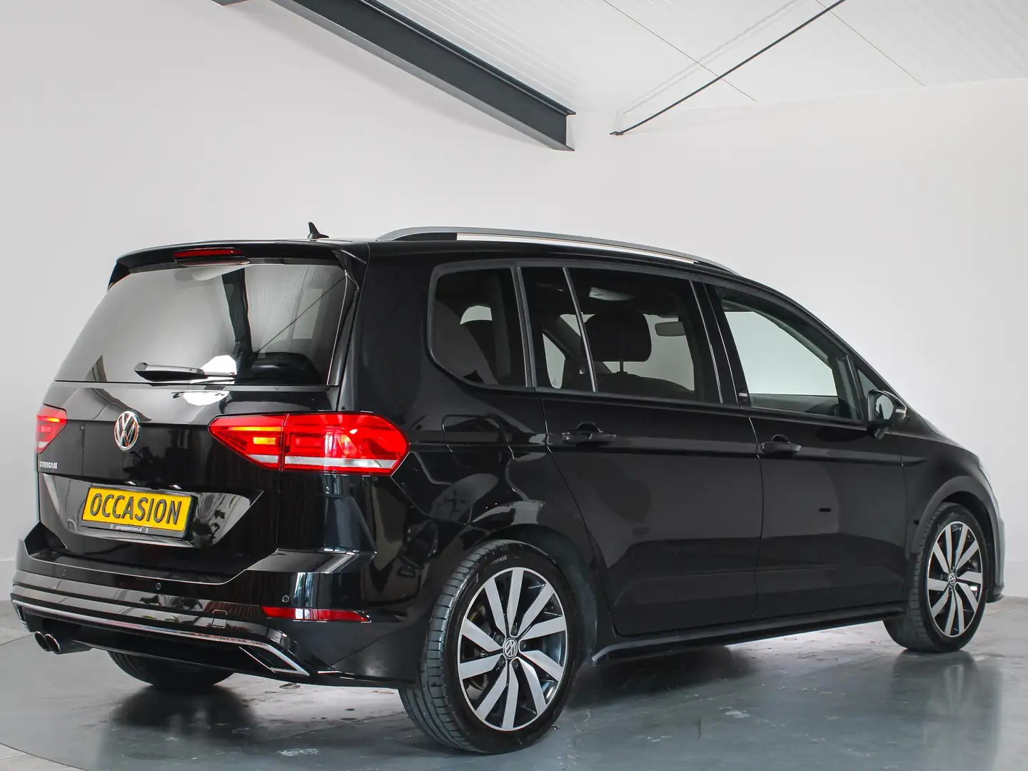 Volkswagen Touran 1.4 TSI Join, R-line, 7-Persoons, Trekhaak, Naviga - 2