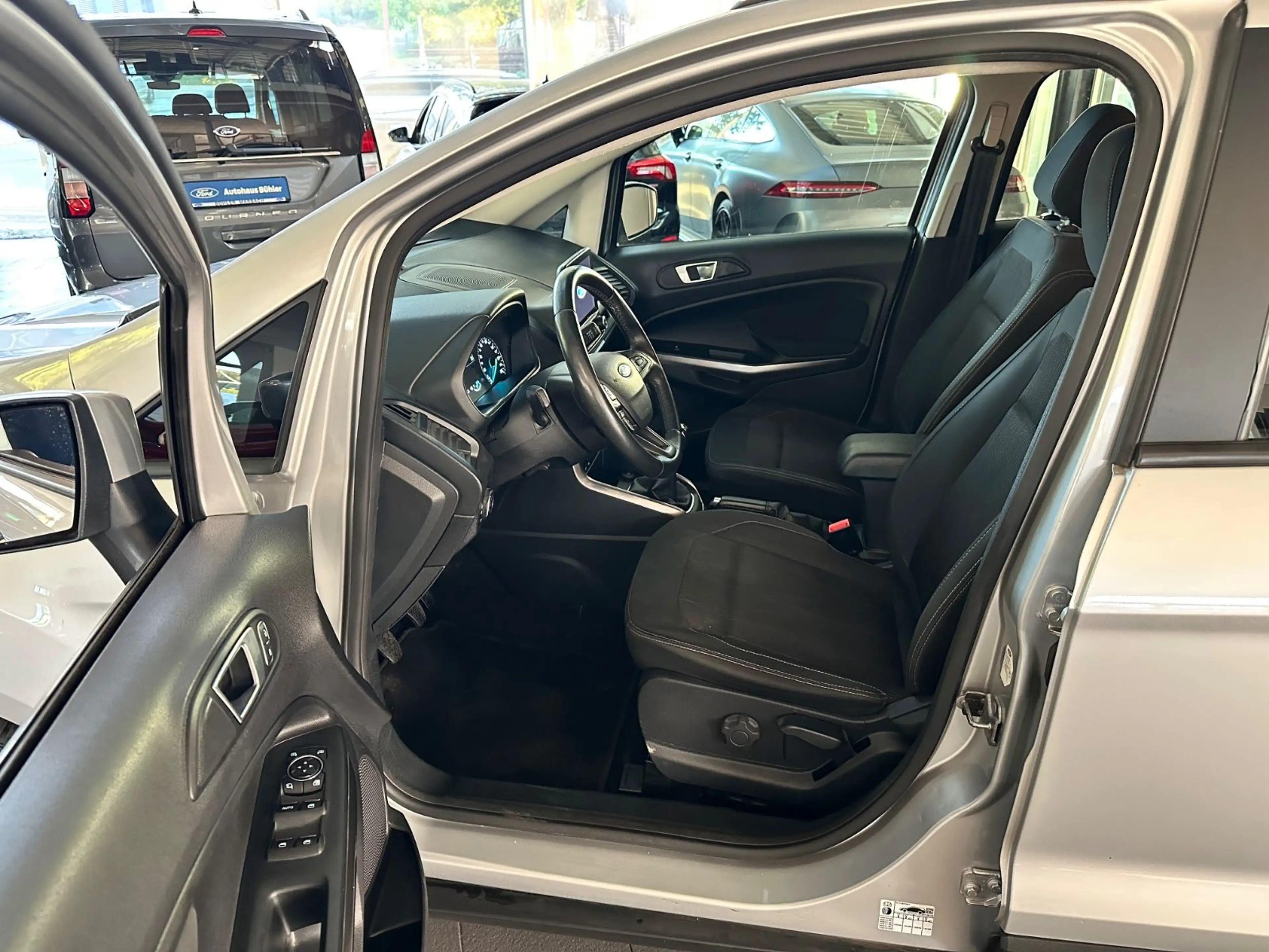 Ford EcoSport Cool & Connect #NAVI #PP #WINTERPAKET — photo 12