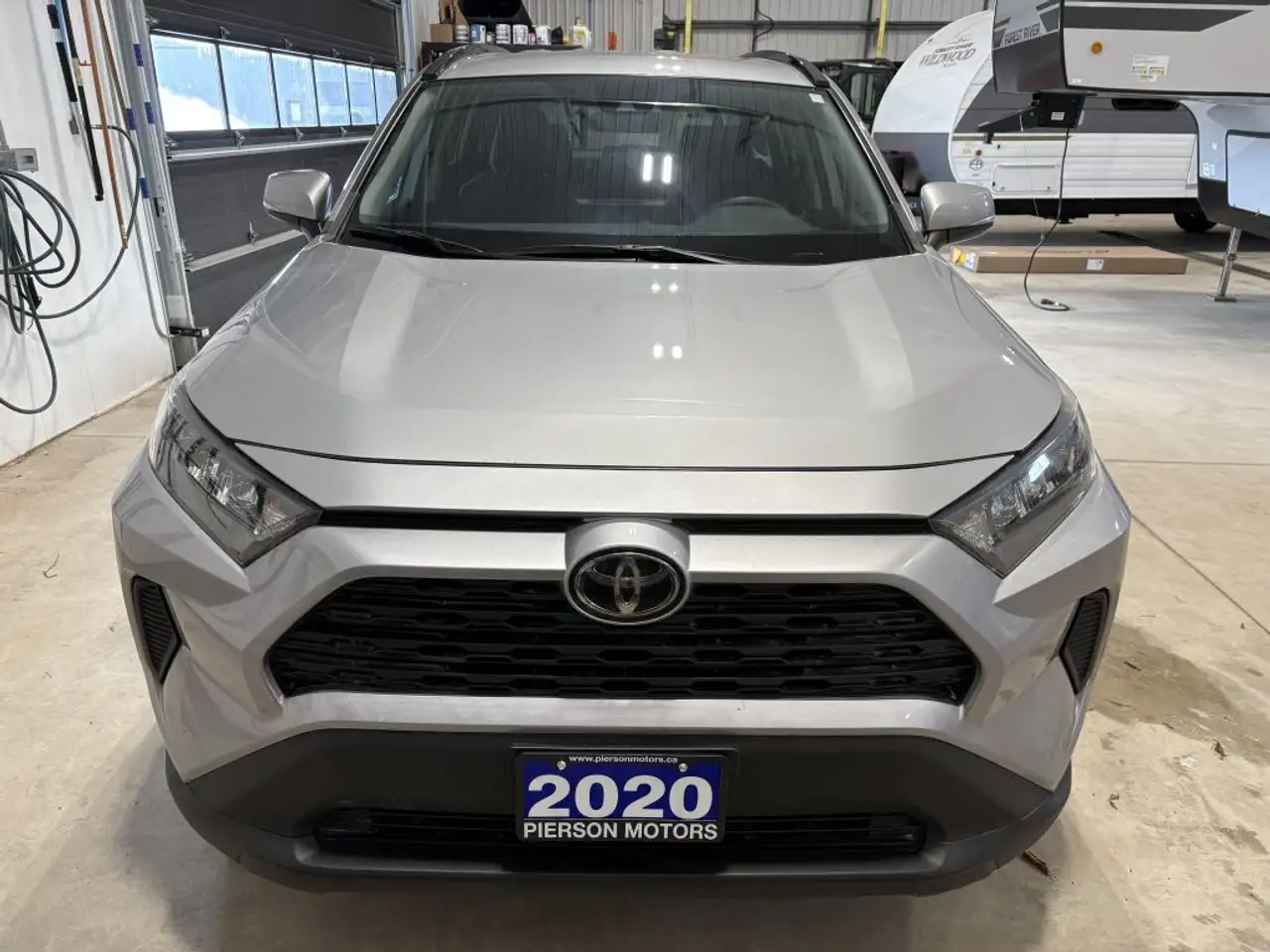 Toyota RAV 4 снимка Toyota RAV 4