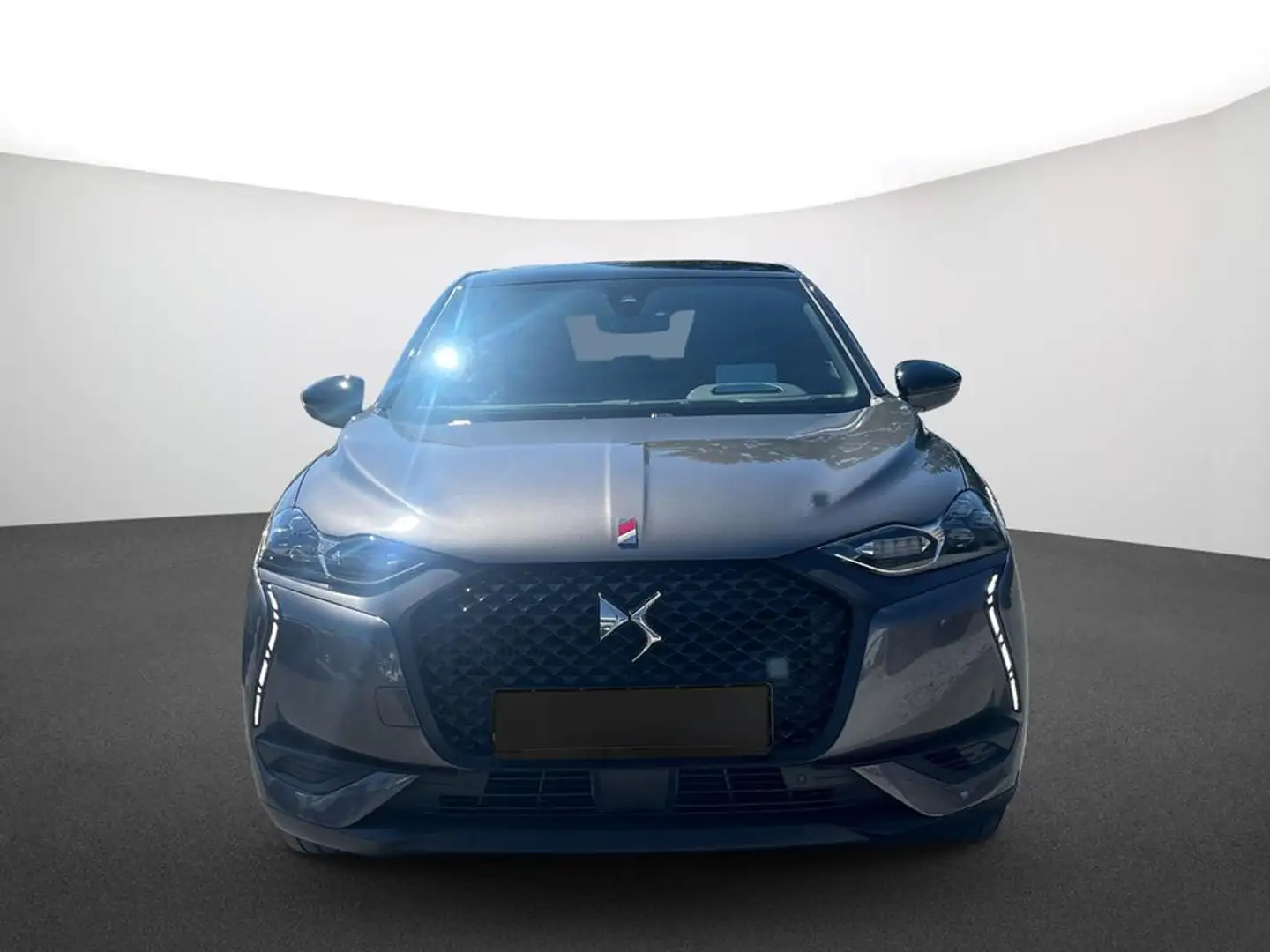 DS Automobiles DS 3 Crossback 3 Crossback 1.5 BlueHDi 130 Perfor.Line S/S(EU6d) Grau - 2