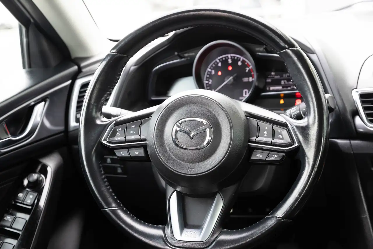 Mazda 3 photo Mazda 3