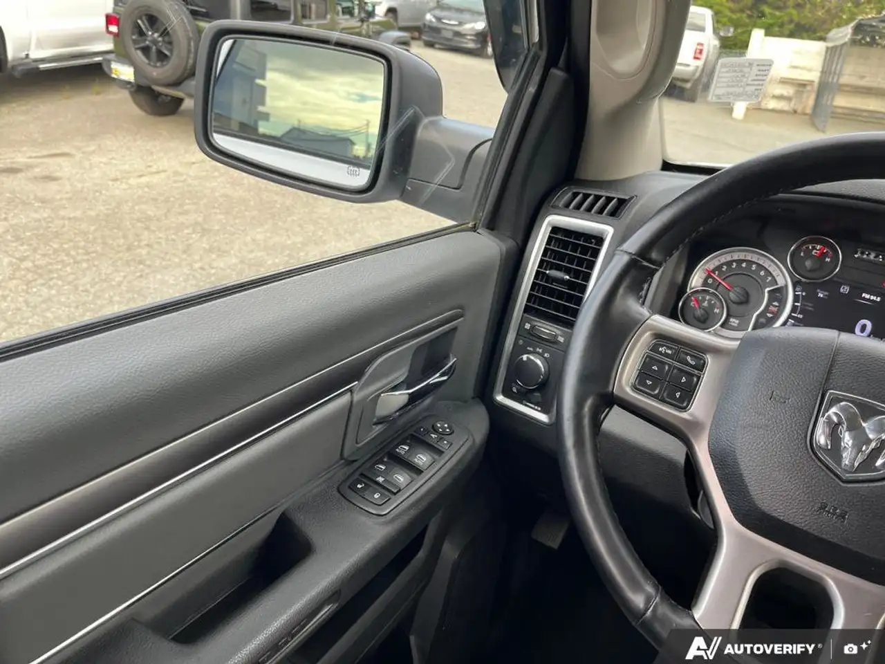 RAM 1500 fotografie RAM 1500