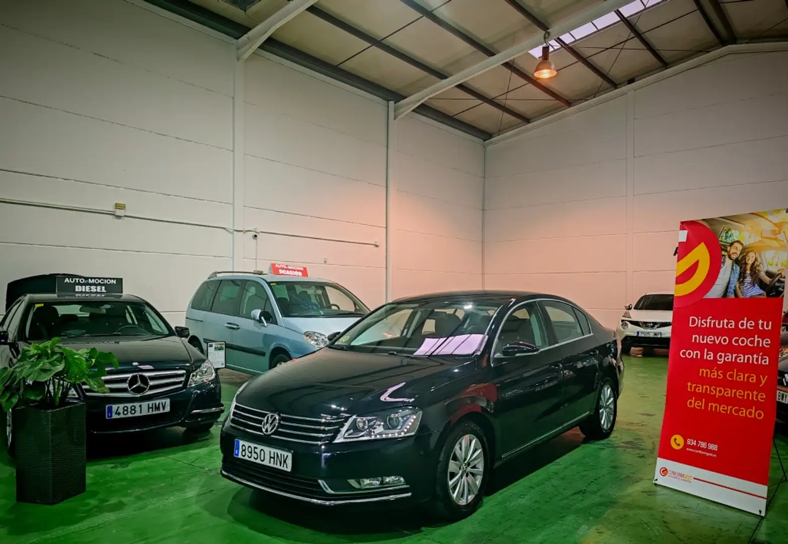 Volkswagen Passat 2.0TDI Advance BMT Schwarz - 2