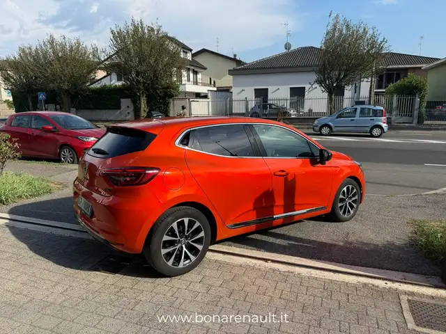 Renault Clio view 3