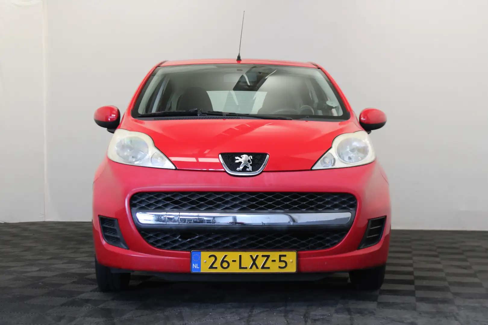 Peugeot 107 1.0-12V XS Rood - 2