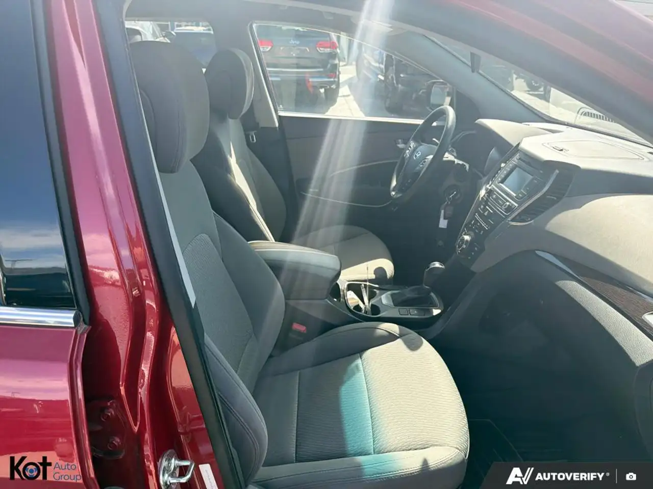 Hyundai SANTA FE снимка Hyundai SANTA FE