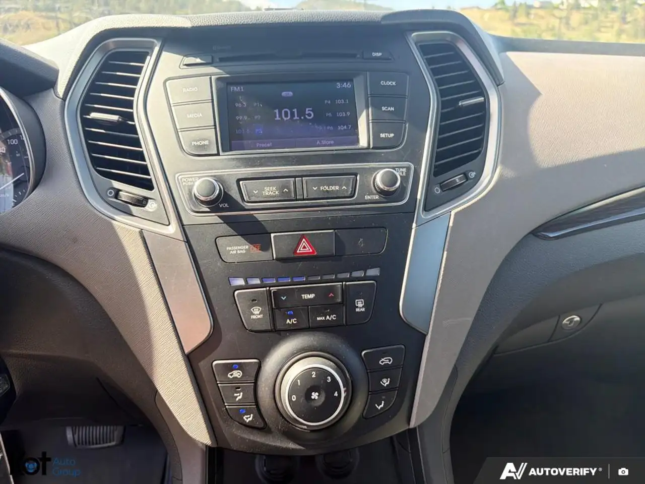 Hyundai SANTA FE снимка Hyundai SANTA FE