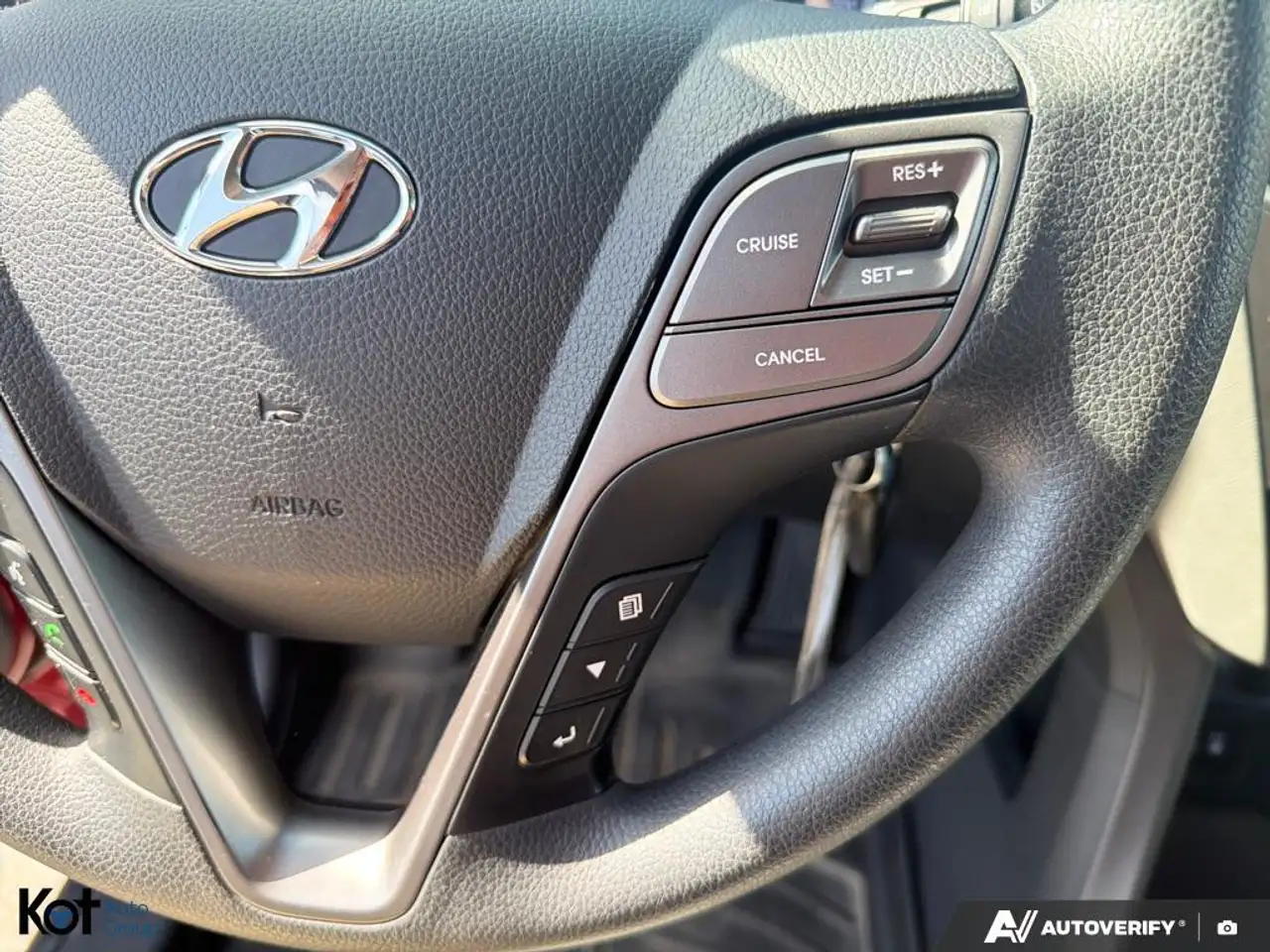 Hyundai SANTA FE снимка Hyundai SANTA FE