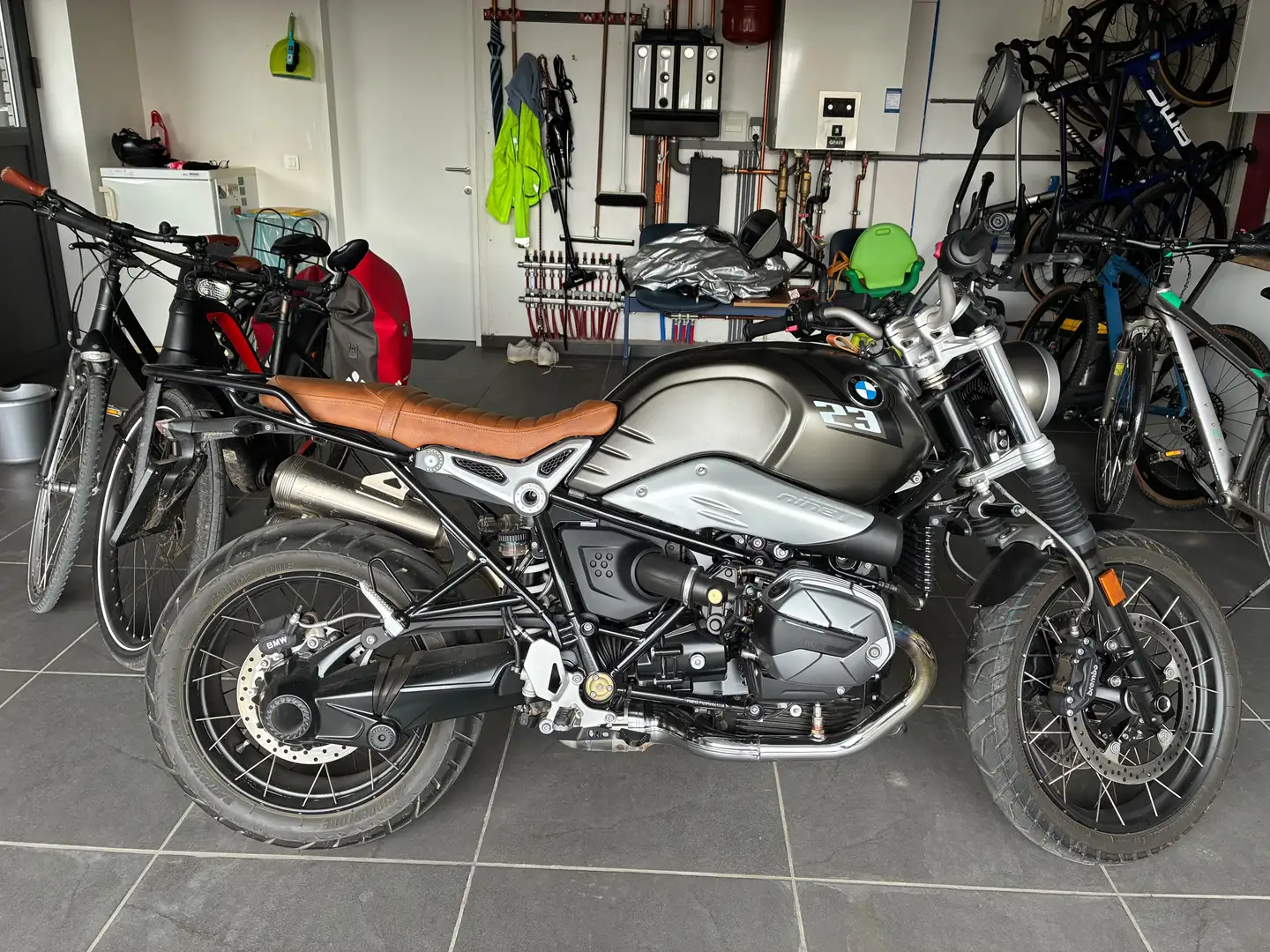 BMW R nineT scrambler Zilver - 1