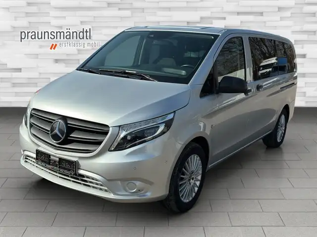Mercedes-Benz Vito 124 CDI 4x4 Tourer Lang LED AHK Airmatic