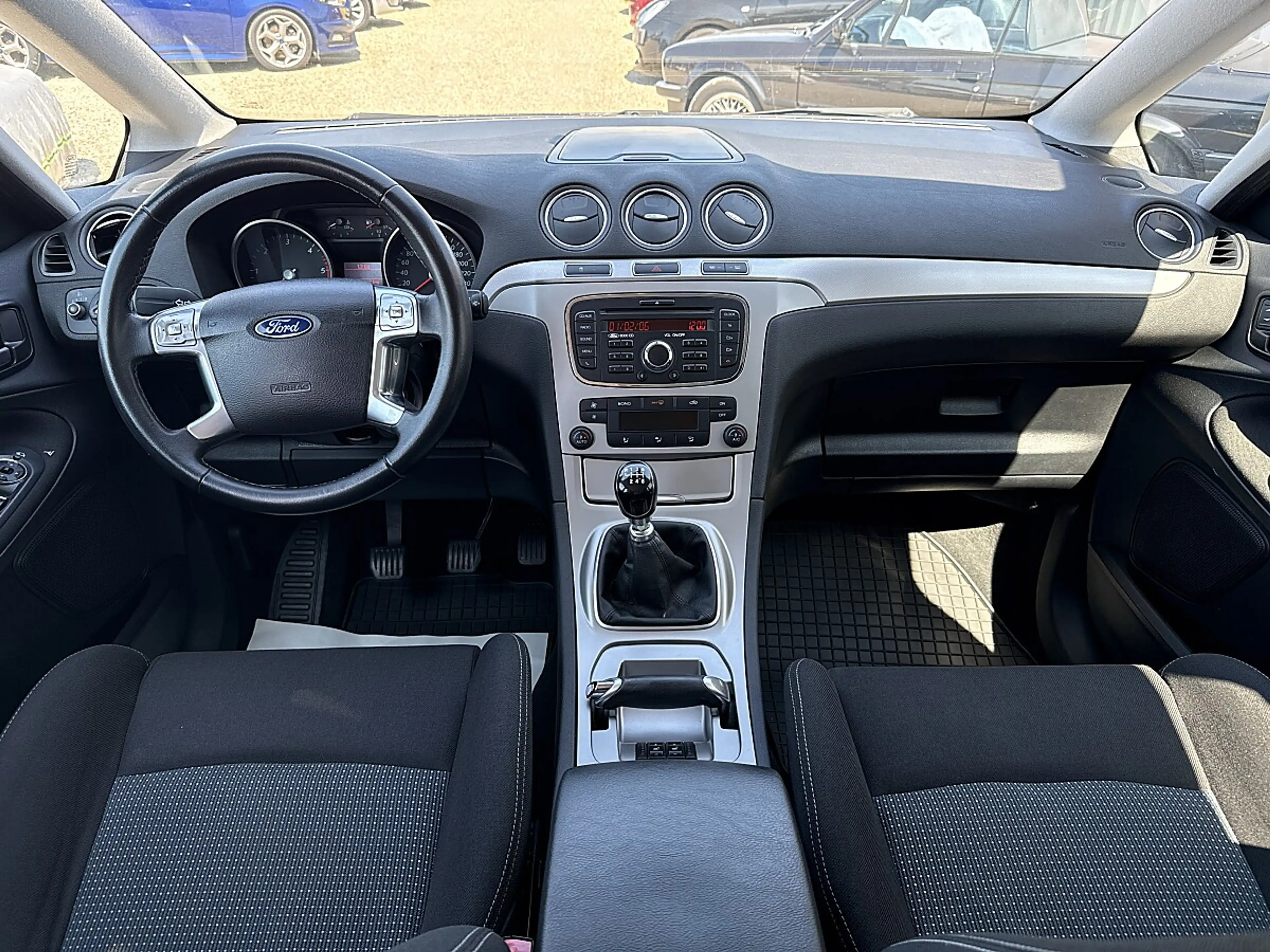 Ford S-Max S-MAX Trend 2,0 TDCi DPF — photo 7