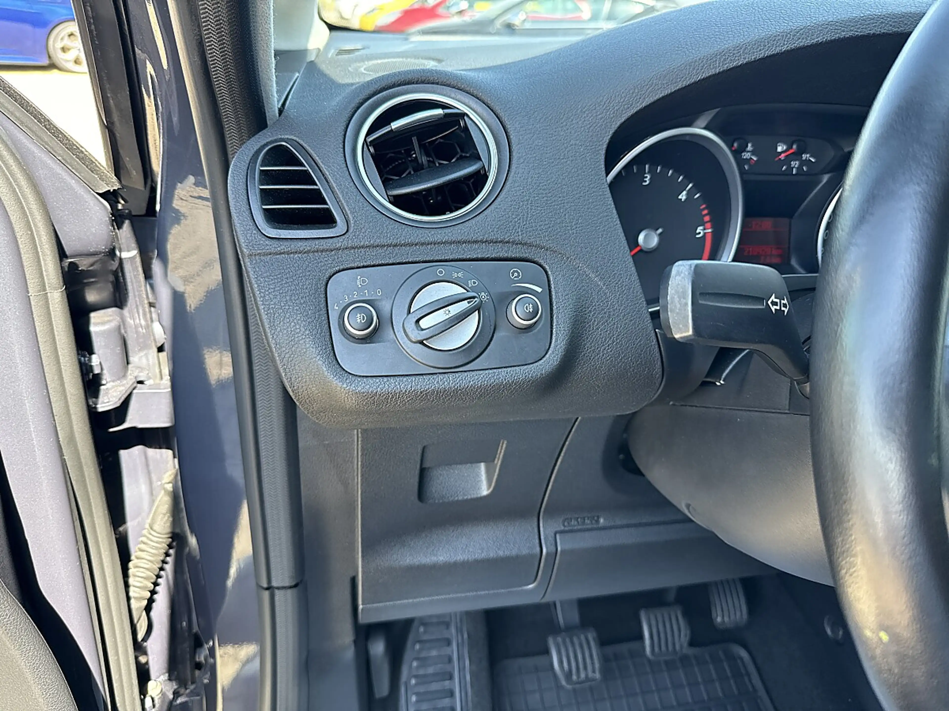Ford S-Max S-MAX Trend 2,0 TDCi DPF — photo 10