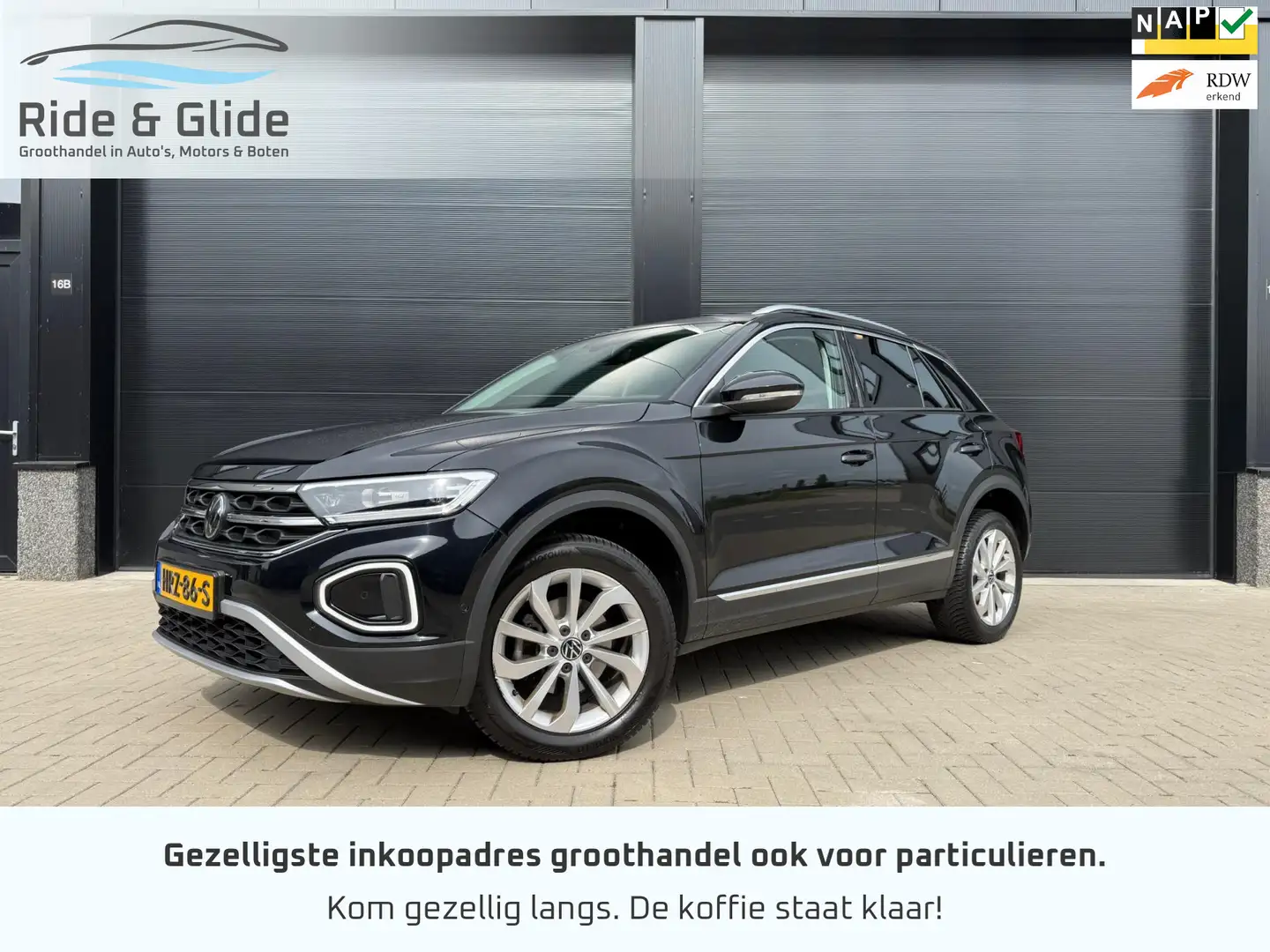 Volkswagen T-Roc 1.5 TSI 150 pk Style automaat navi virtual IQ leer Negru - 1