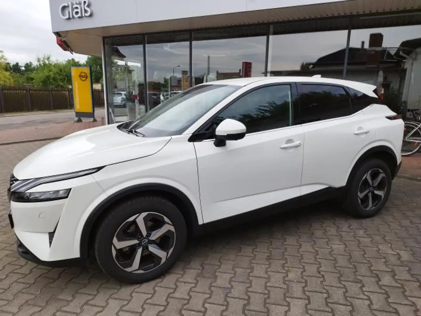 Nissan Qashqai J12 Weiß - 2