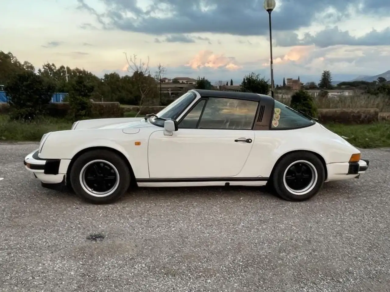Porsche 911 Carrera 3,2 Targa 1985, foto 4