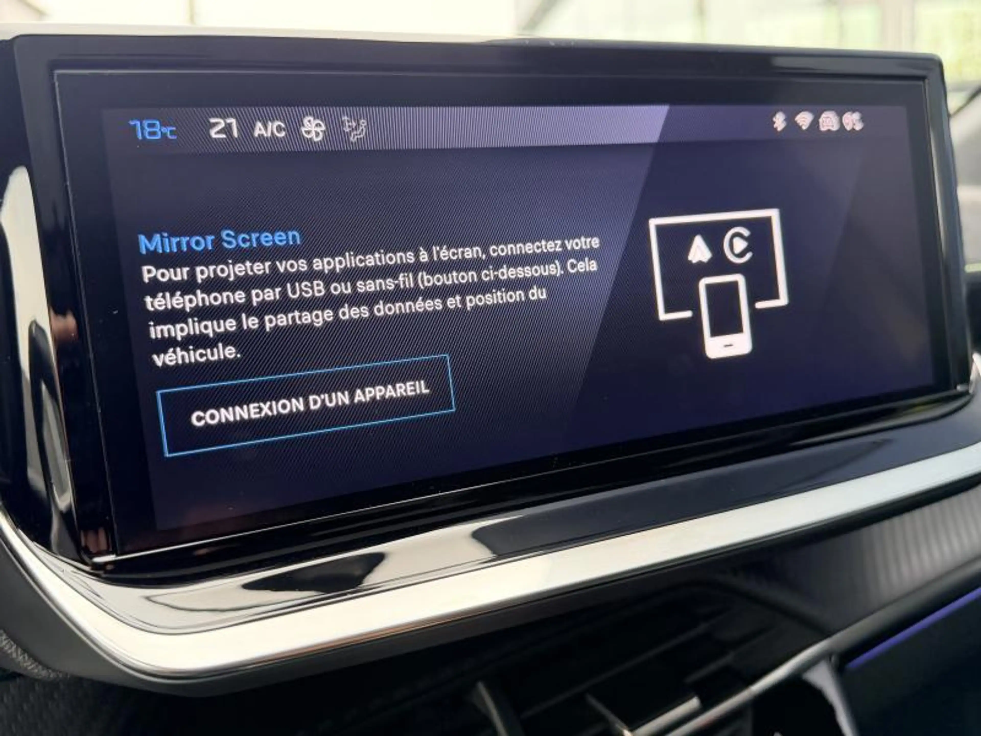 Peugeot 208 Electrique 156Ch - GT - Alcantara - GPS - Carplay/ — photo 14
