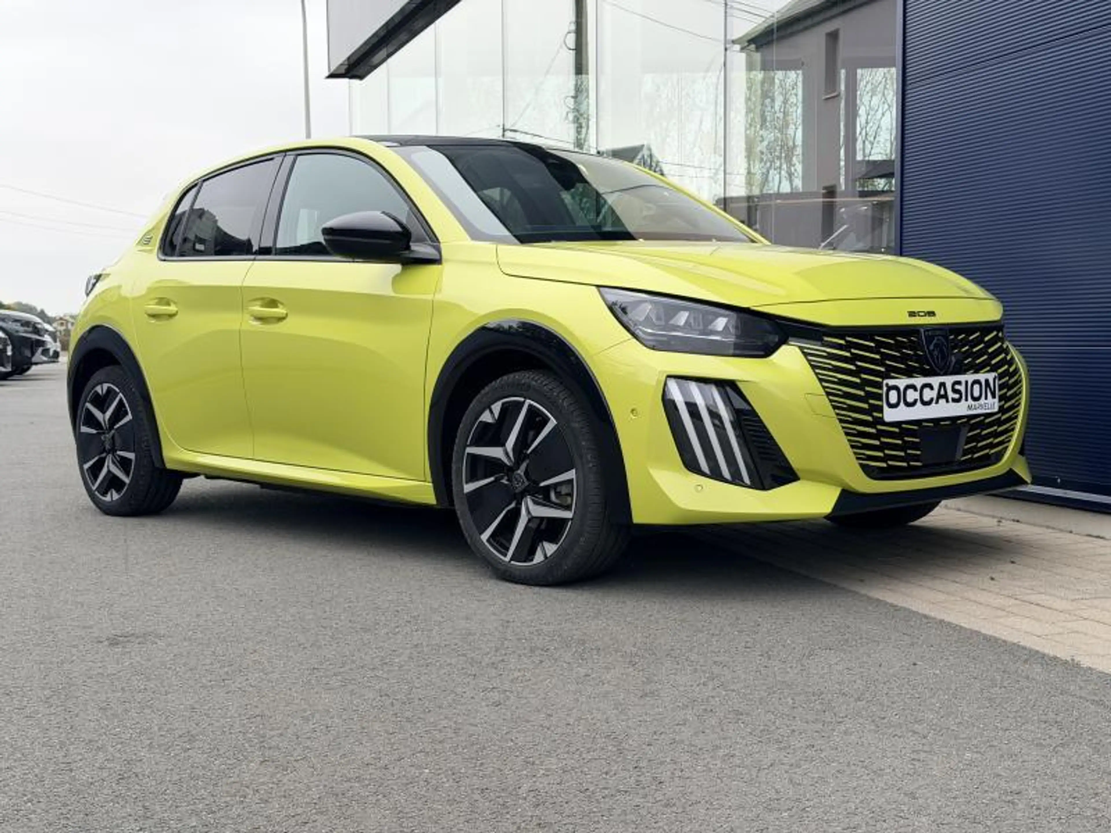 Peugeot 208 Electrique 156Ch - GT - Alcantara - GPS - Carplay/ — photo 6