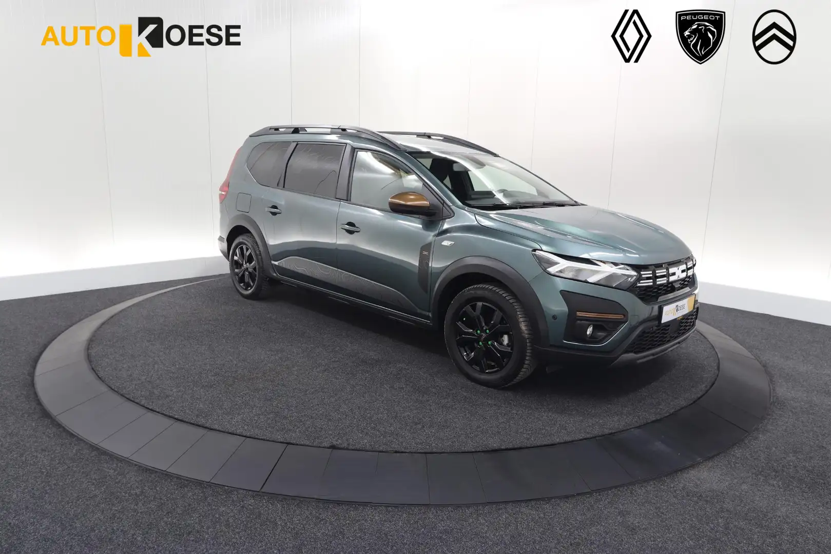 Dacia Jogger 1.6 Hybrid 140 Extreme | 5 Zitplaatsen | Trekhaak Groen - 1