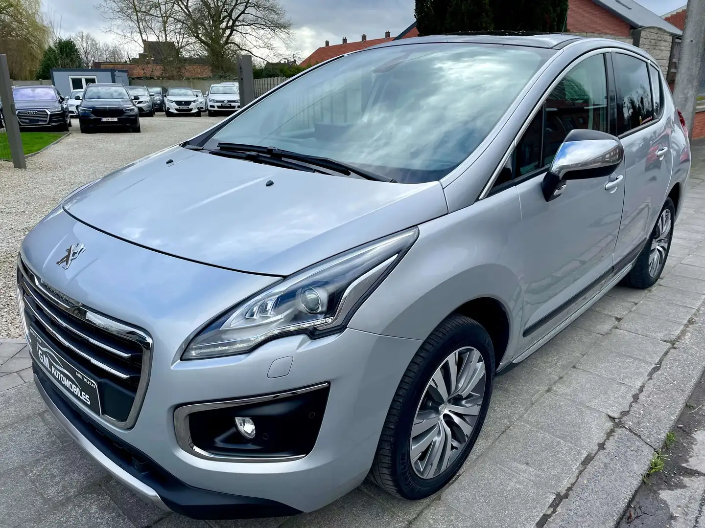 Peugeot 3008 1.6 e-HDi Allure STT ETG*GPS*CUIR*XENON*TOIT PANO* Gris - 1