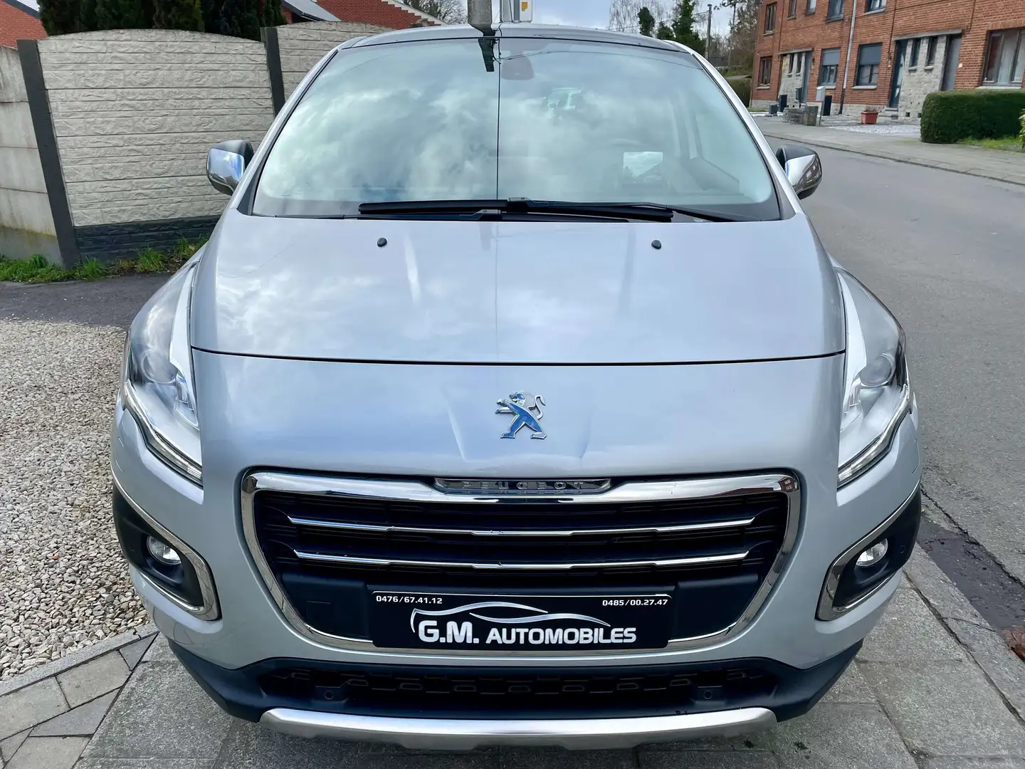 Peugeot 3008 1.6 e-HDi Allure STT ETG*GPS*CUIR*XENON*TOIT PANO* Gris - 2