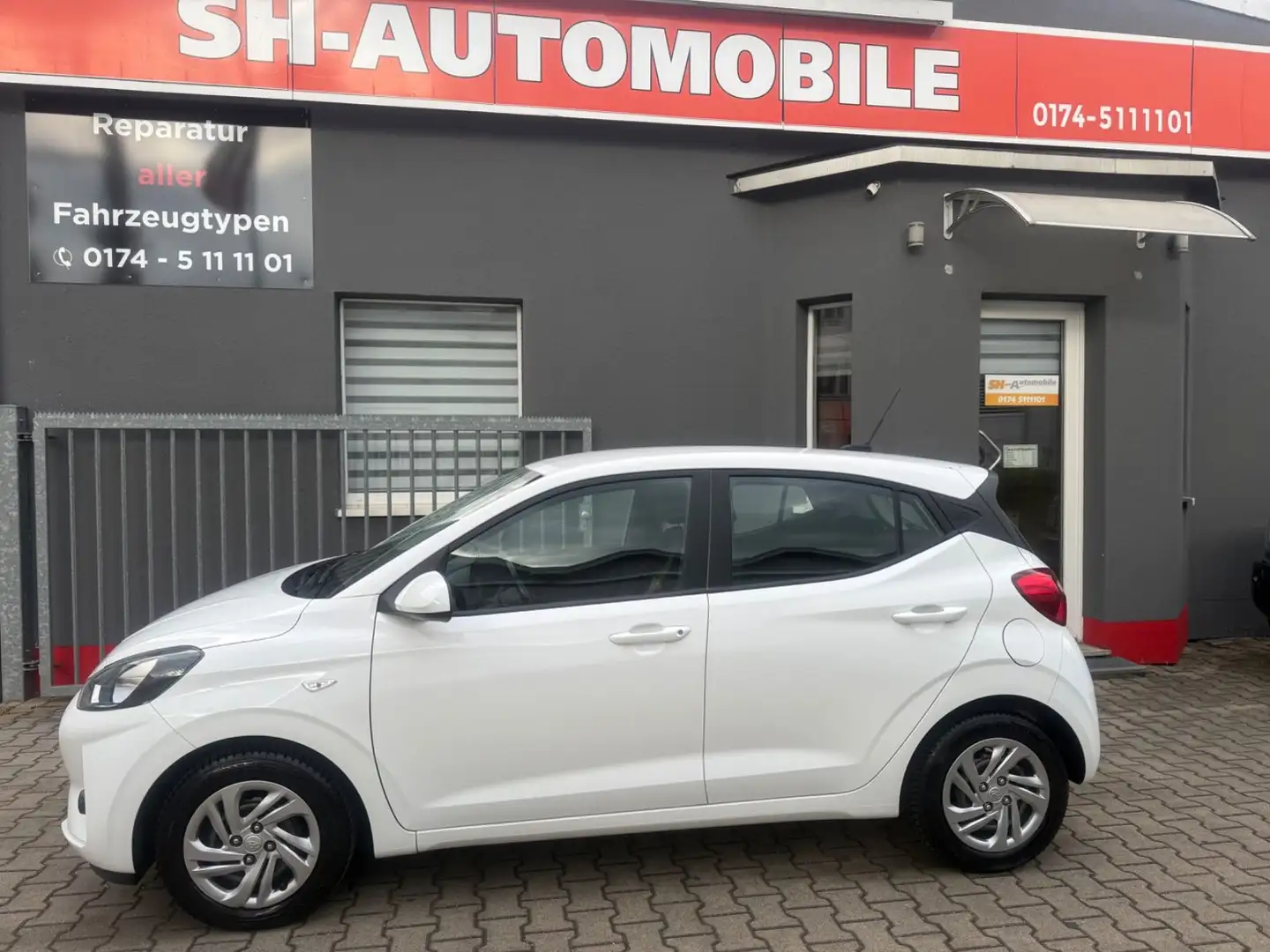 Hyundai i10 Select, Sitzheizung, Lenkradheizung, Spuras. Weiß - 1