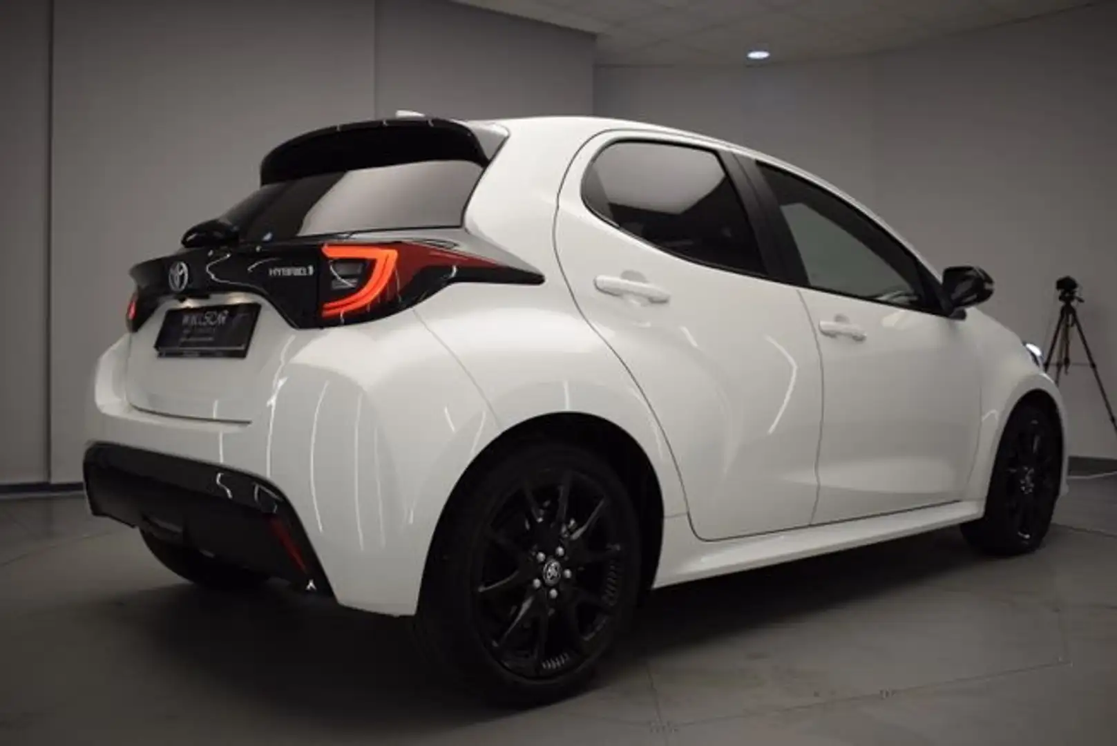 Toyota Yaris 1.5 120H Style Blanco - 2