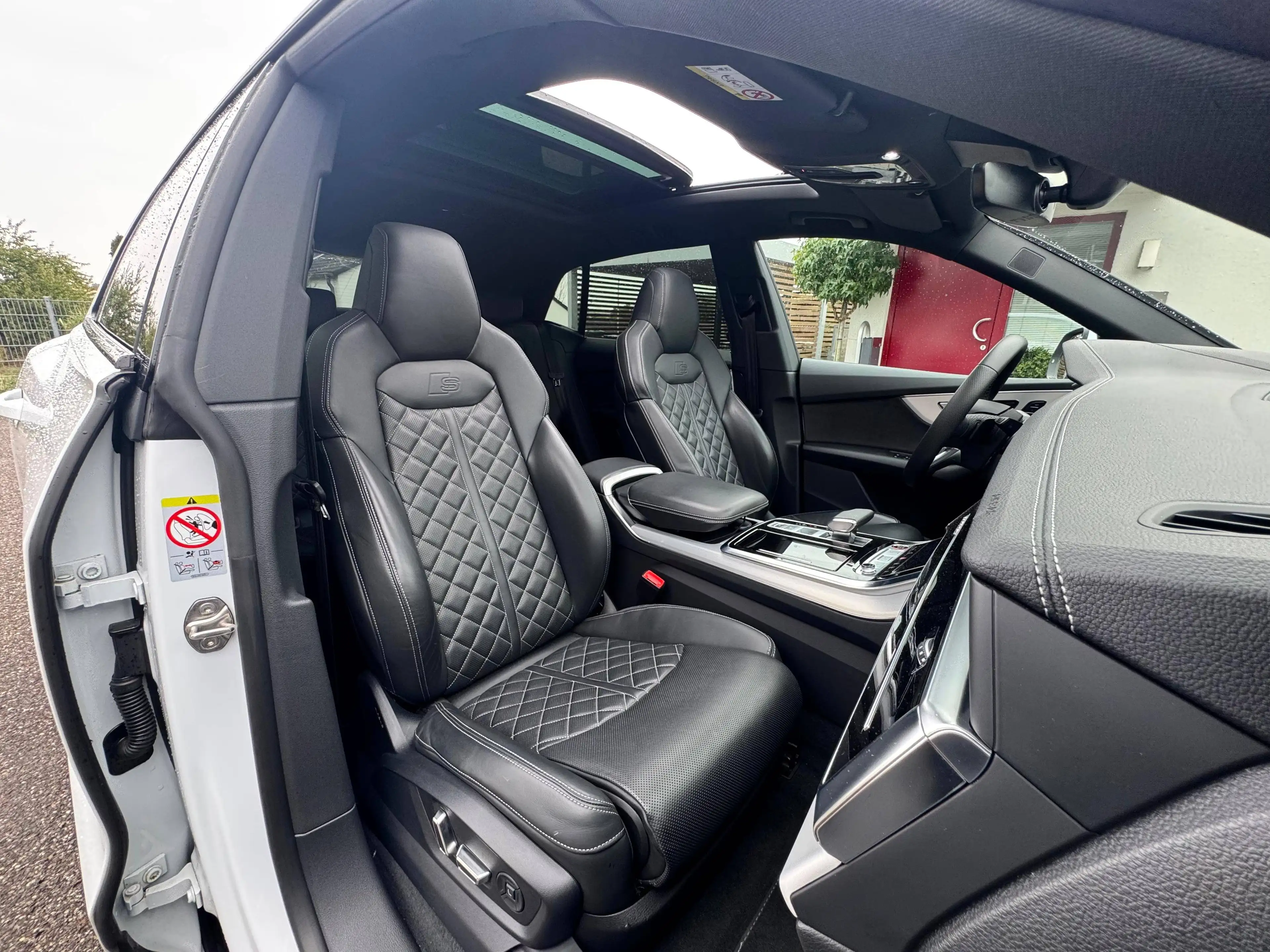 Audi SQ8 4.0 TFSI V8 quattro / Panorama / Matrix / Bang&Olufsen / HUD / AHK / Standheizung / unfallfrei / Garantie — photo 7