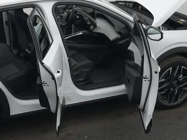 Peugeot 3008 view 12