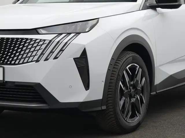 Peugeot 3008 view 10
