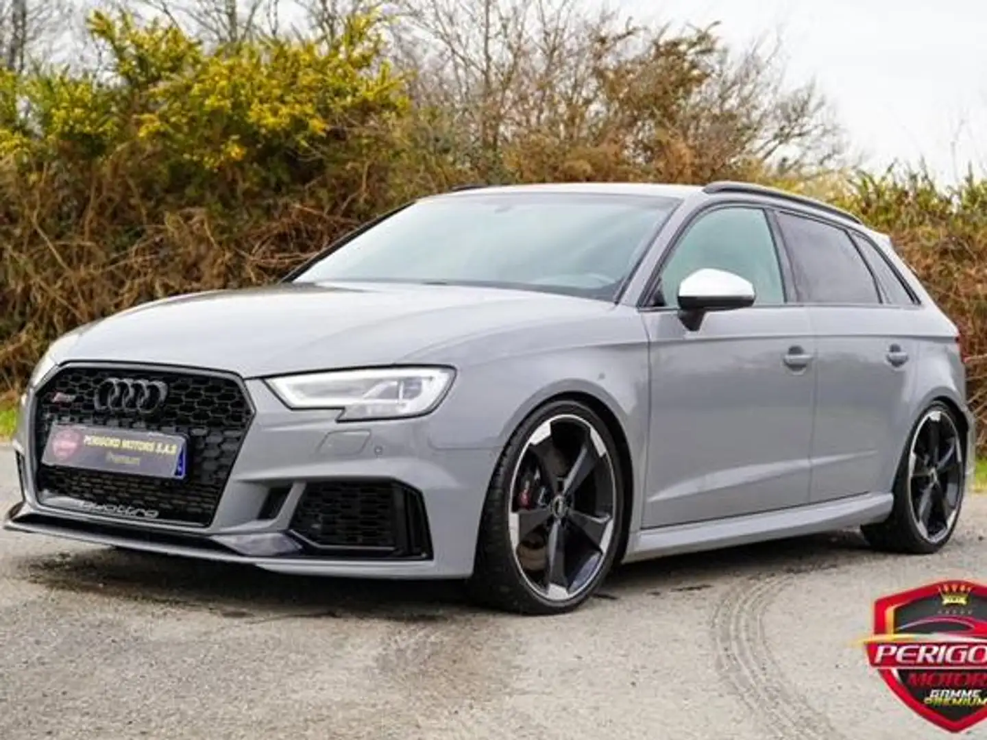 Audi RS3 Sportback 2.5 TFSI 400 S tronic 7 Quattro Сірий - 1