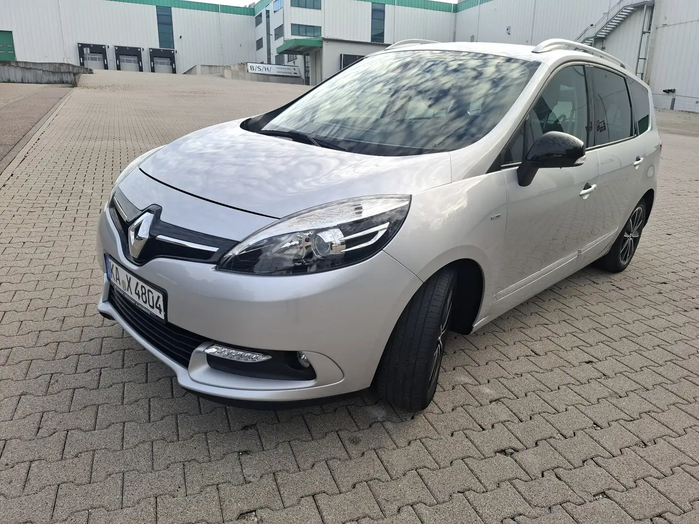 Renault Grand Scenic dCi 110 EDC Bose Edition Grau - 1
