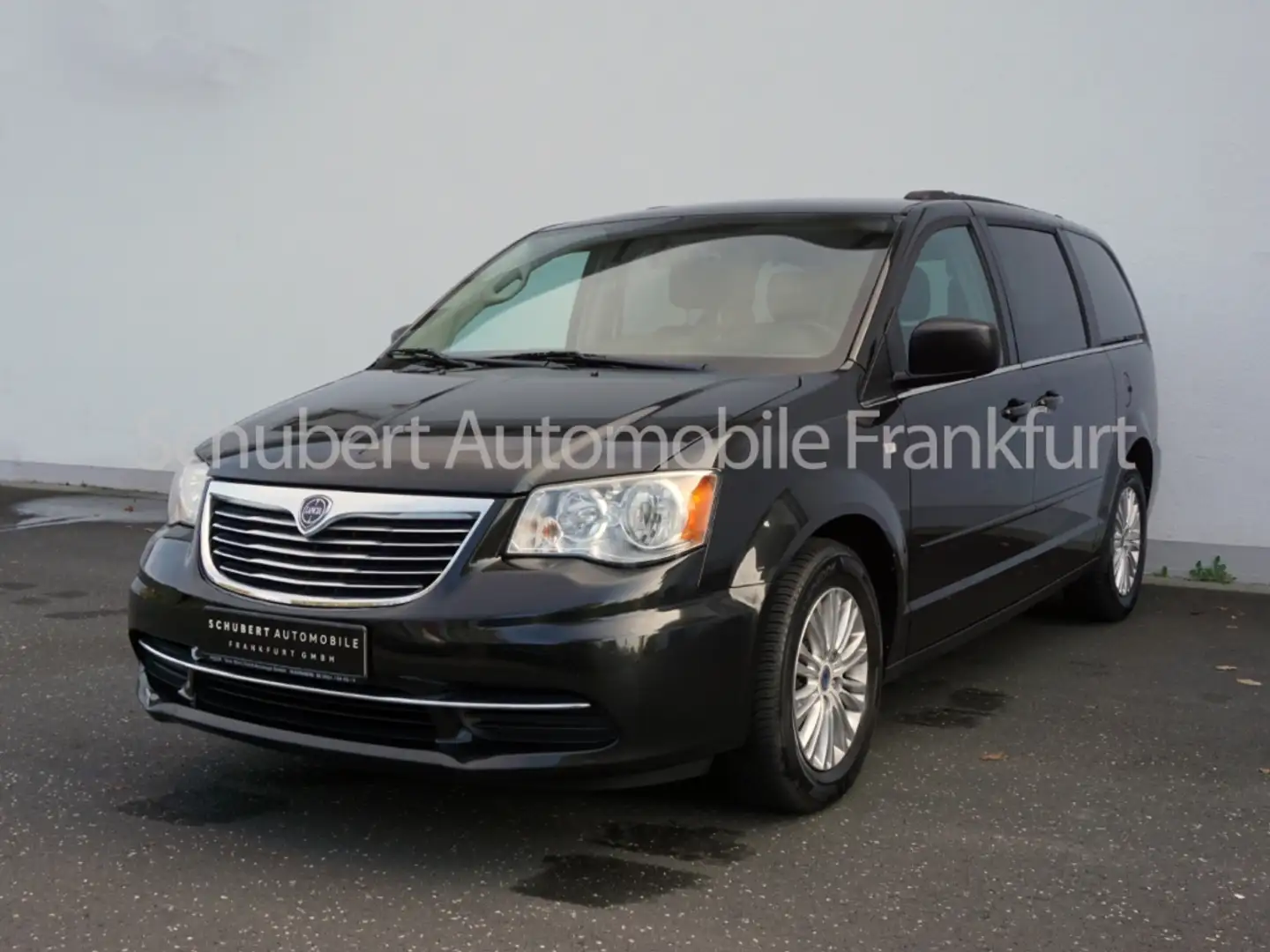 Lancia Voyager Silver 2.8 CRD 7-Sitzer Schwarz - 1