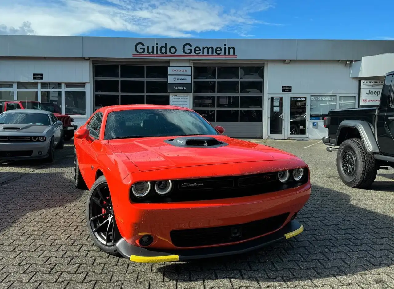 Dodge Challenger