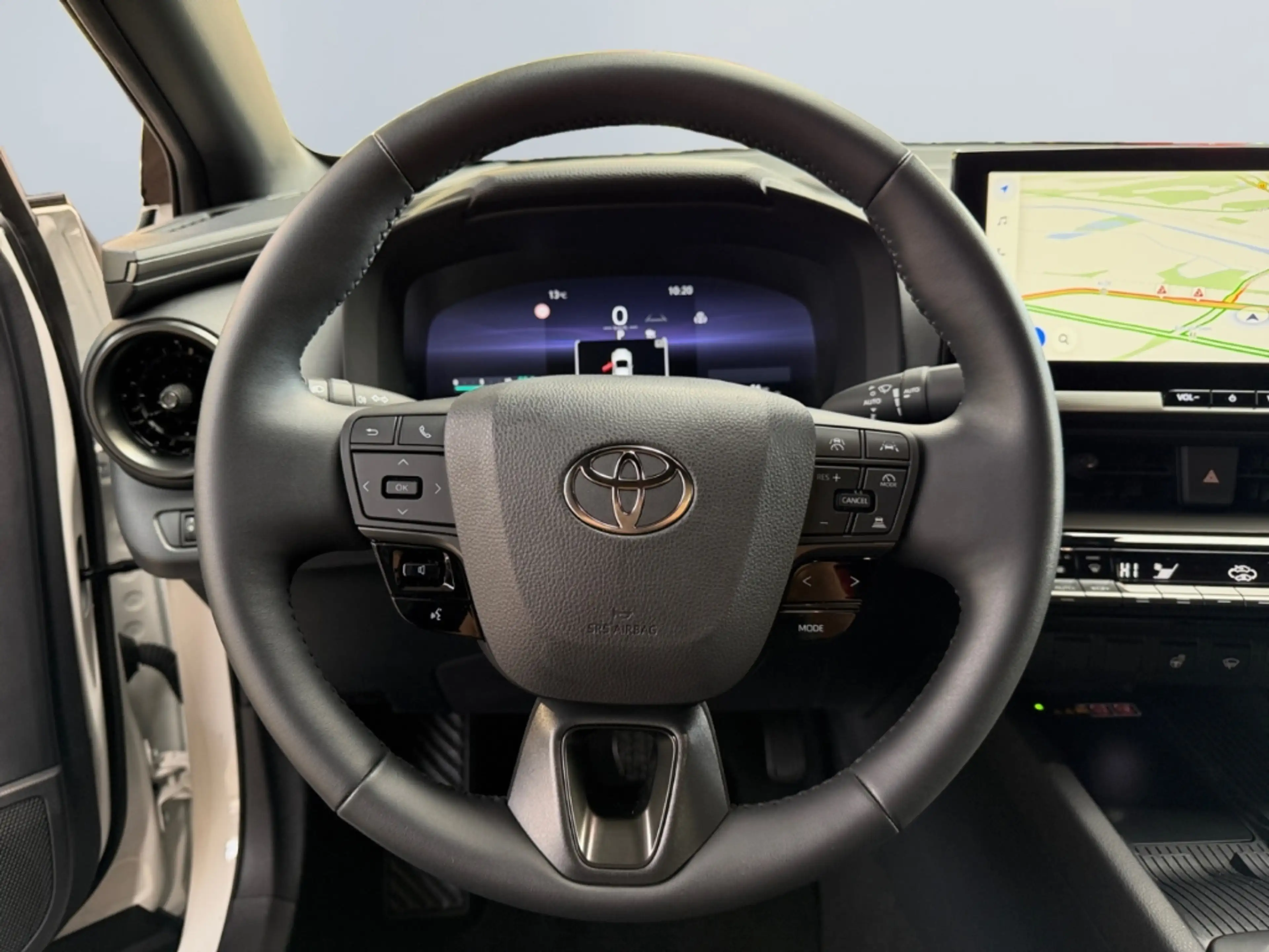 Toyota C-HR 1.8 Hybrid Teamplayer *Technik Paket*CAM*SHZ* — photo 12