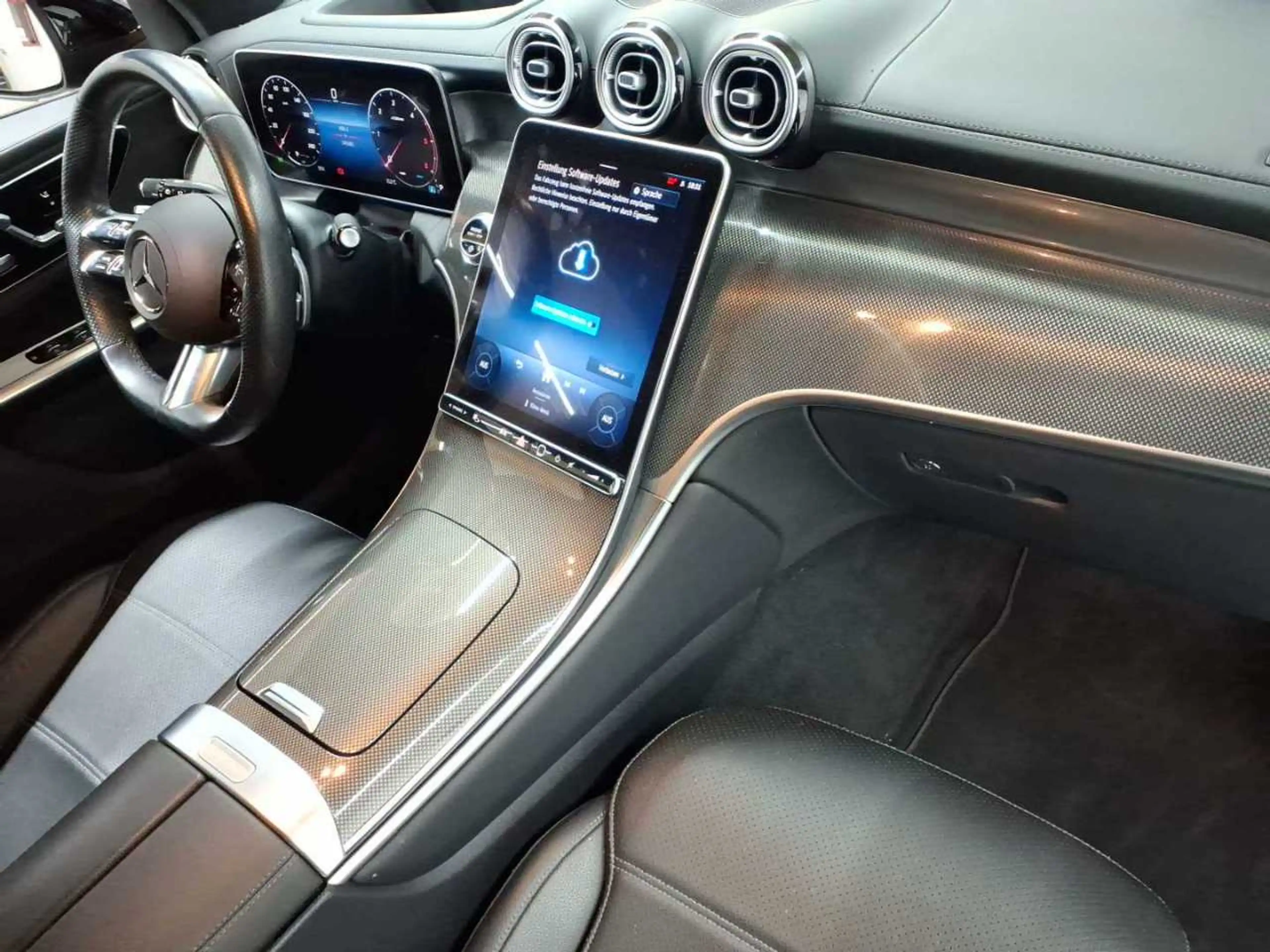 Mercedes-Benz GLC 220 GLC220d-AMG Adv Premium+ AHK PANO Assi+ — photo 9
